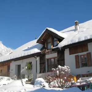 Chalet La Ferme De Noemie 